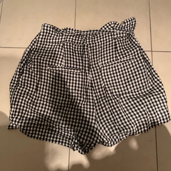 Baggy short - Picture 2 of 2